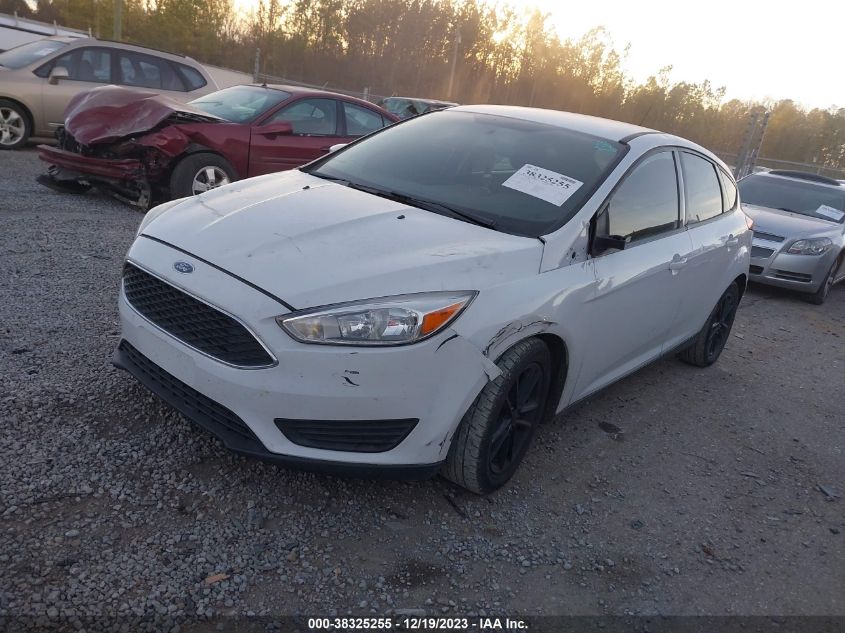 1FADP3K2XHL248012 2017 FORD FOCUS - Image 2