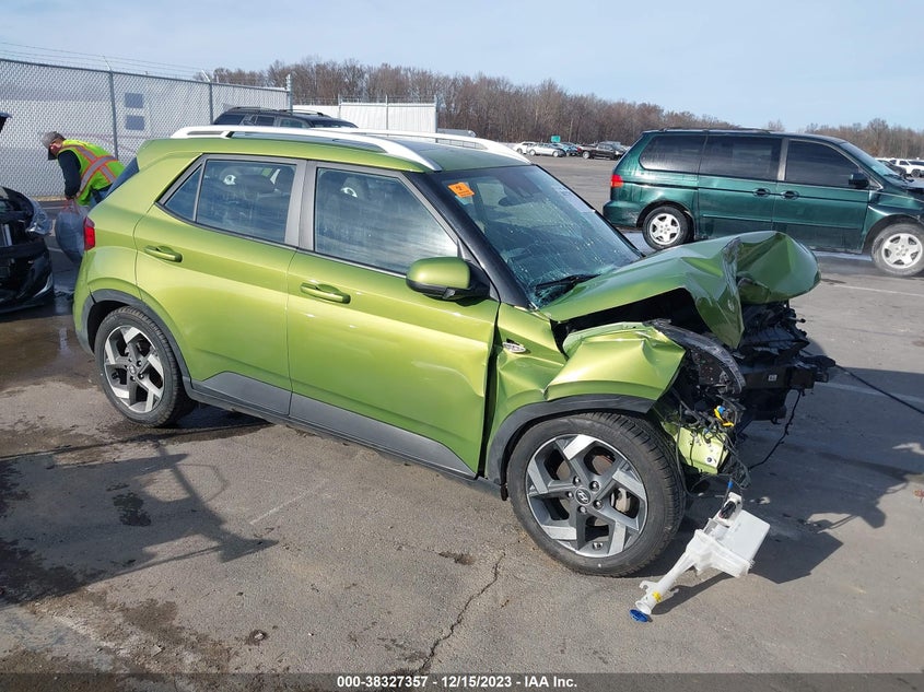 2022 Hyundai Venue Sel VIN: KMHRC8A32NU140424 Lot: 38327357