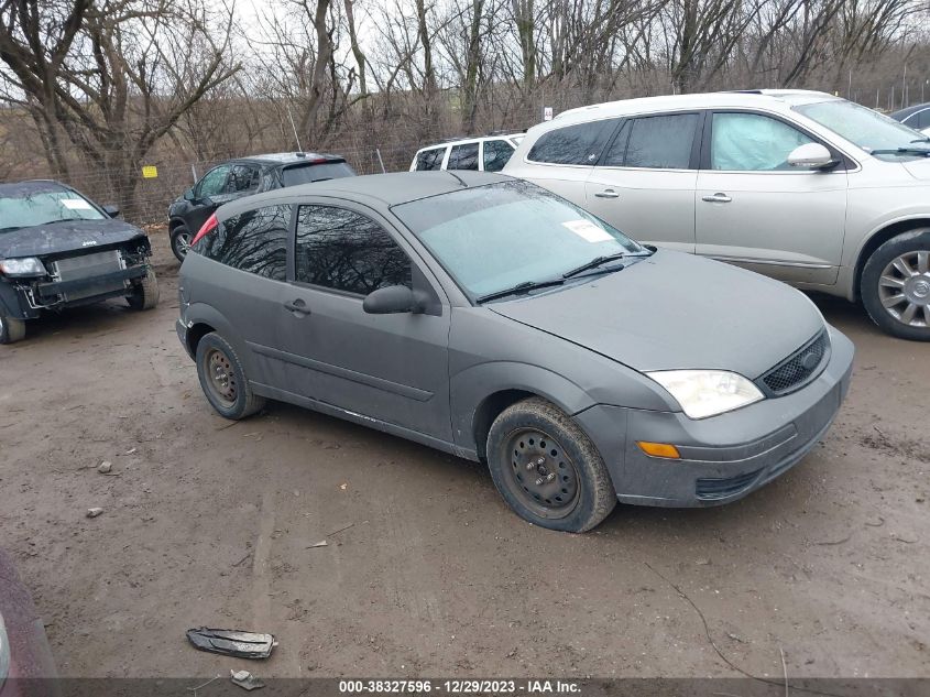 2005 Ford Focus Zx3 VIN: 3FAFP31N45R141295 Lot: 38327596