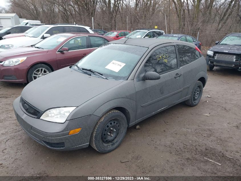 2005 Ford Focus Zx3 VIN: 3FAFP31N45R141295 Lot: 38327596