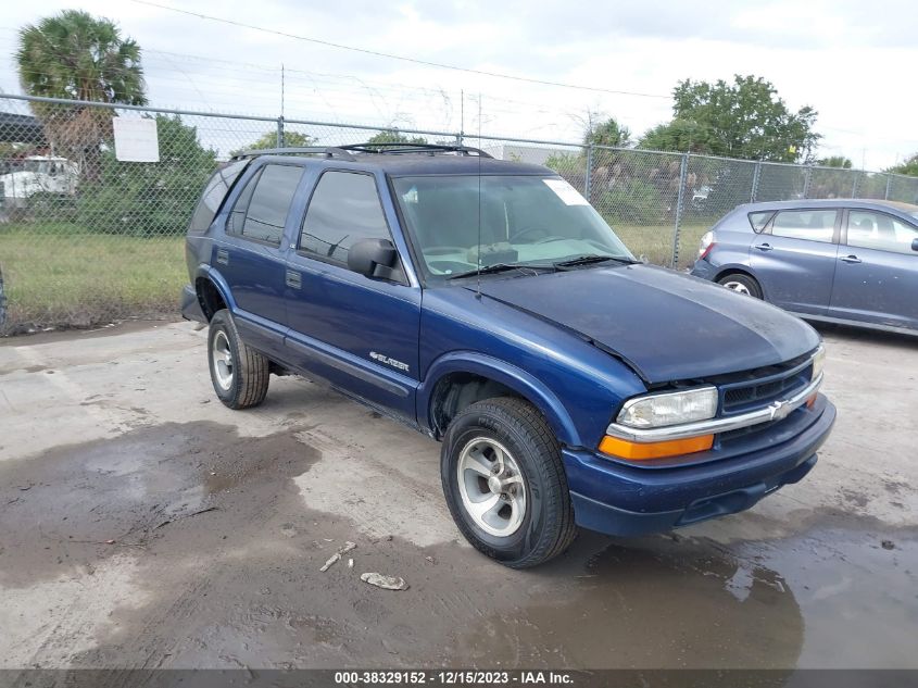 2002 Chevrolet Blazer Ls VIN: 1GNCS13W92K202301 Lot: 38329152