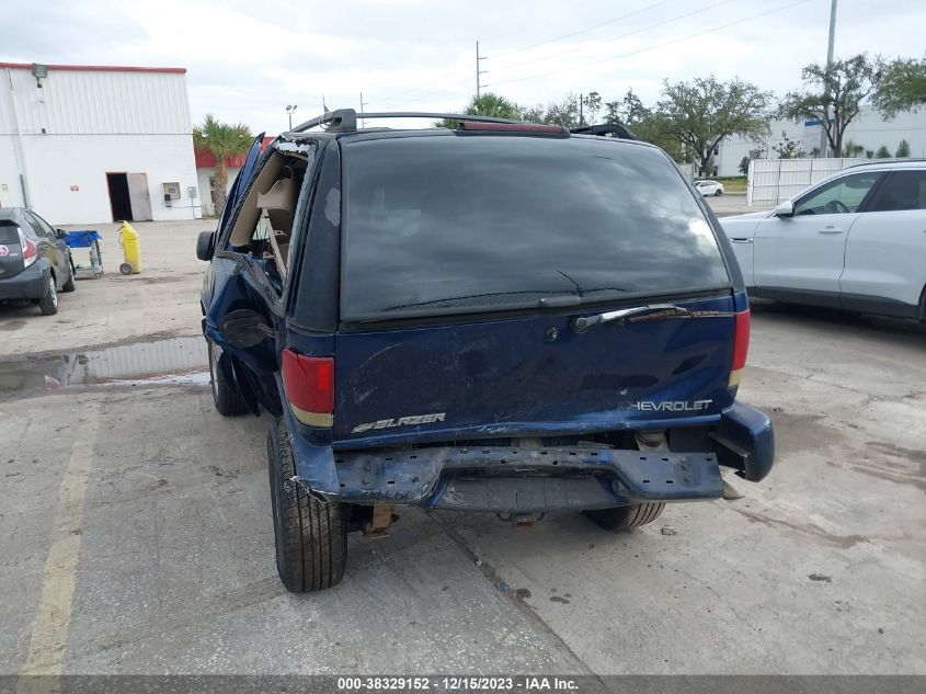 2002 Chevrolet Blazer Ls VIN: 1GNCS13W92K202301 Lot: 38329152