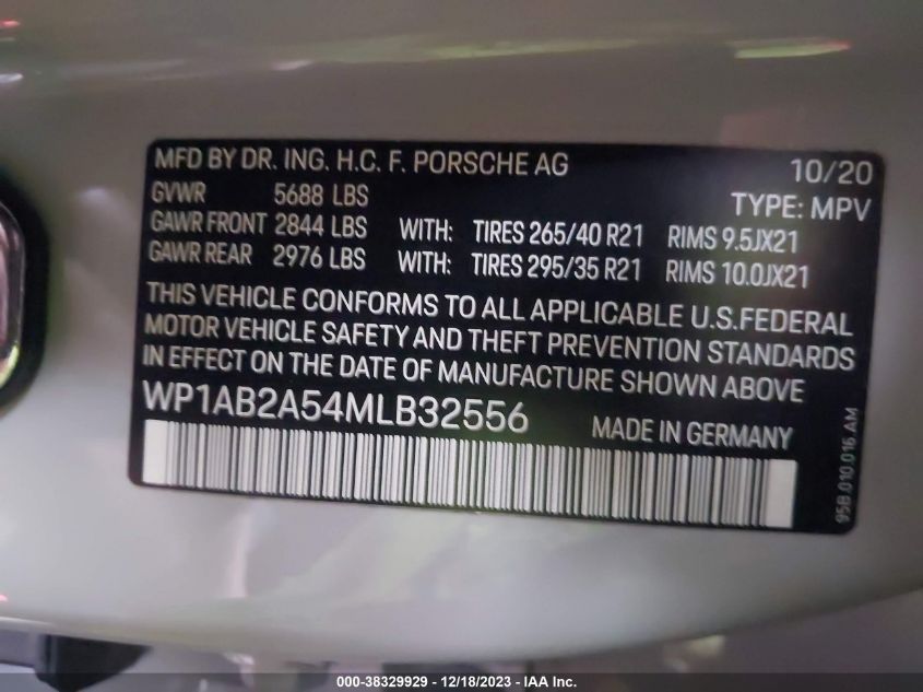 2021 Porsche Macan S VIN: WP1AB2A54MLB32556 Lot: 38329929