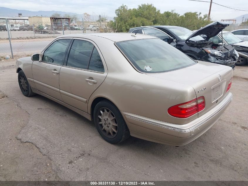 2001 Mercedes-Benz E-Class Base (A5) VIN: WDBJF65J81B205643 Lot: 38331130