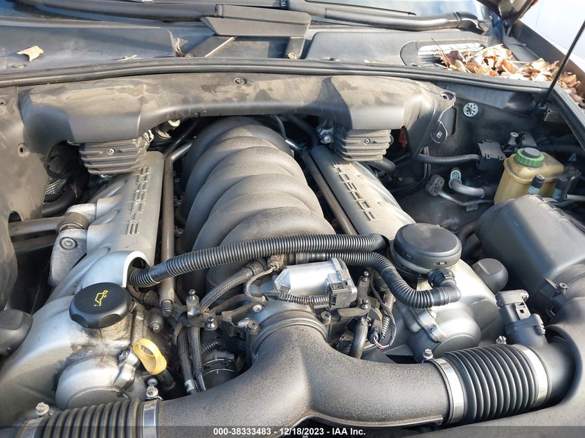 2004 Porsche Cayenne S VIN: WP1AB29P44LA63132 Lot: 38333483