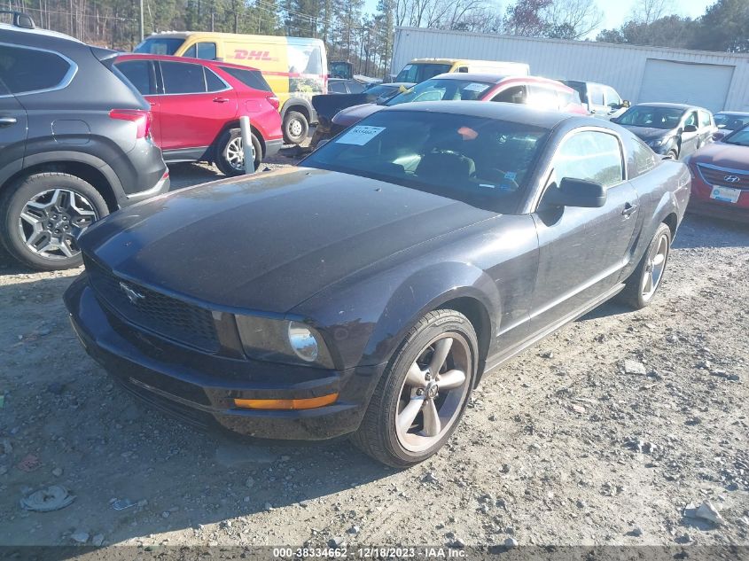 2007 Ford Mustang V6 Deluxe/V6 Premium VIN: 1ZVFT80N675294574 Lot: 38334662