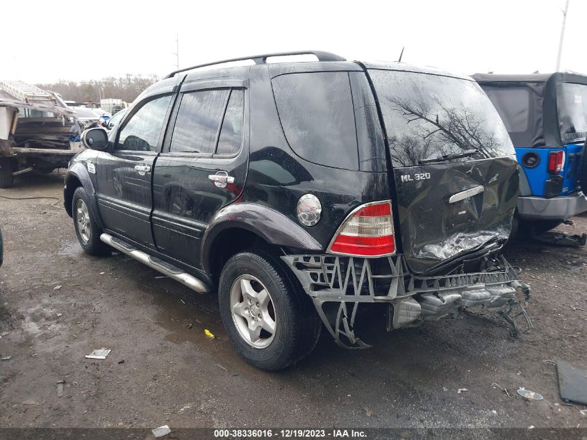 4JGAB54E5YA155906 2000 Mercedes-Benz Ml 320