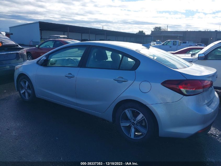 3KPFL4A76JE240702 2018 Kia Forte Lx