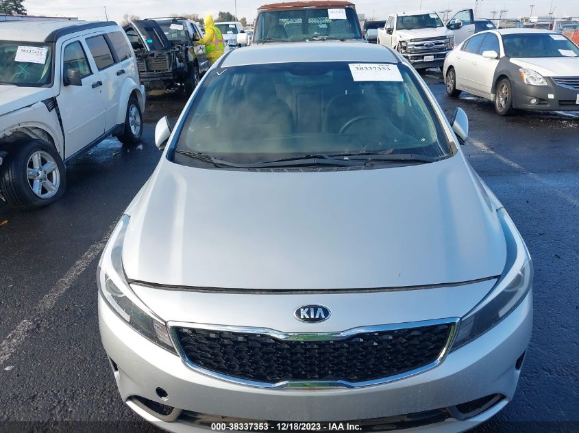 2018 Kia Forte Lx VIN: 3KPFL4A76JE240702 Lot: 38337353