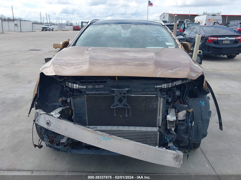 2018 MERCEDES-BENZ GLA 250 4MATIC - WDCTG4GB9JJ472100