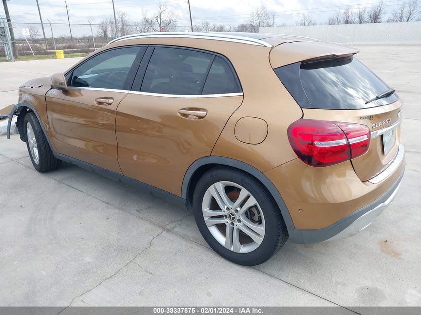 2018 MERCEDES-BENZ GLA 250 4MATIC - WDCTG4GB9JJ472100