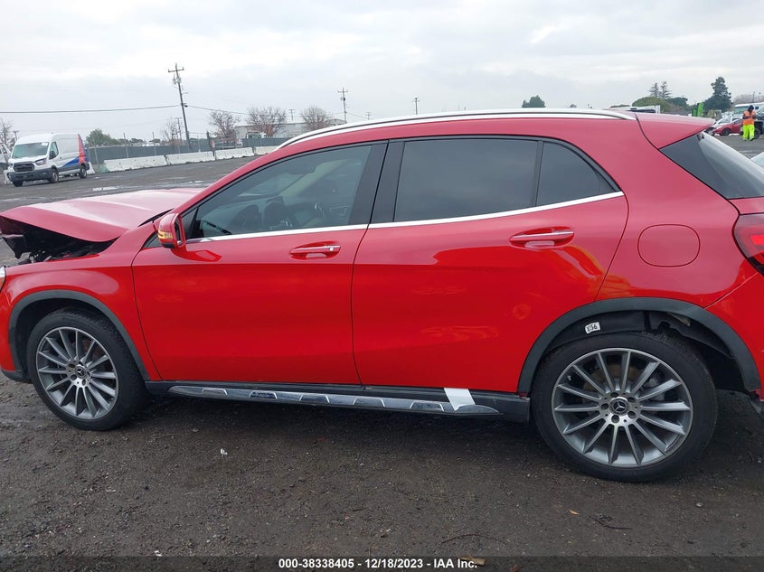2018 MERCEDES-BENZ GLA 250 4MATIC - WDCTG4GB8JJ434759