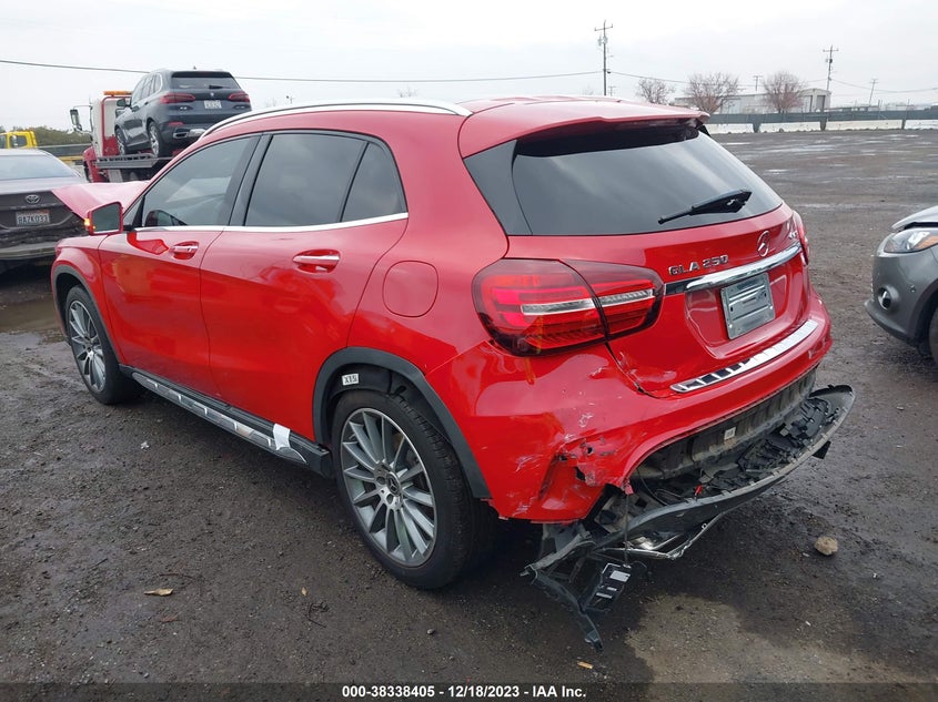 2018 MERCEDES-BENZ GLA 250 4MATIC - WDCTG4GB8JJ434759