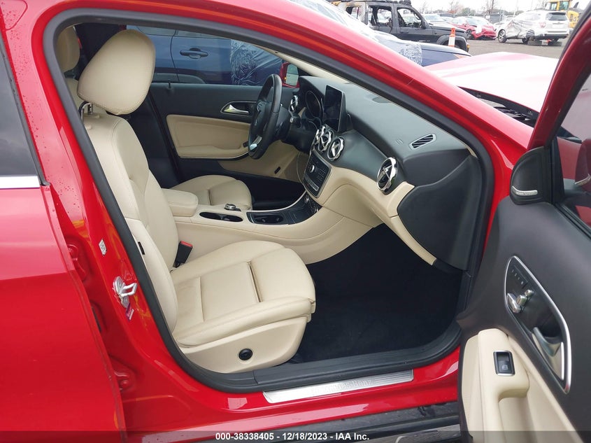 2018 MERCEDES-BENZ GLA 250 4MATIC - WDCTG4GB8JJ434759