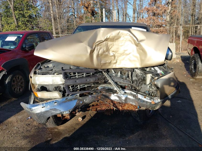 2000 Chevrolet Silverado 1500 Ls VIN: 2GCEC19W2Y1154252 Lot: 38338490