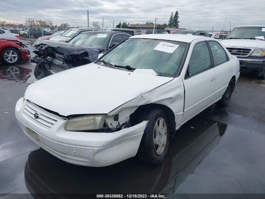 JT2BF22K9W0114761 1998 Toyota Camry Le V6