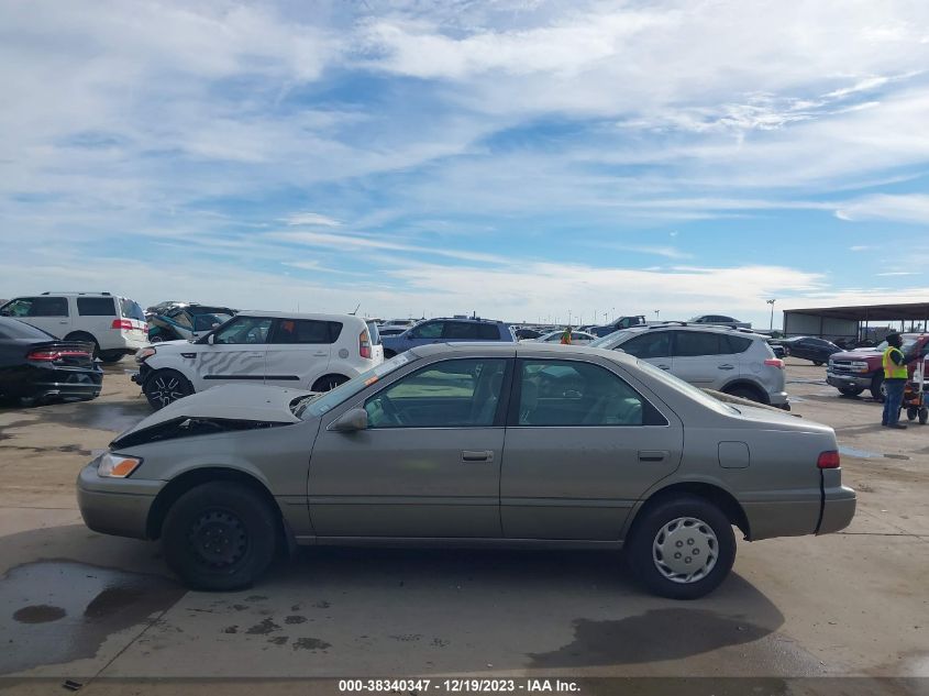 4T1BG22K6VU128026 1997 Toyota Camry Le