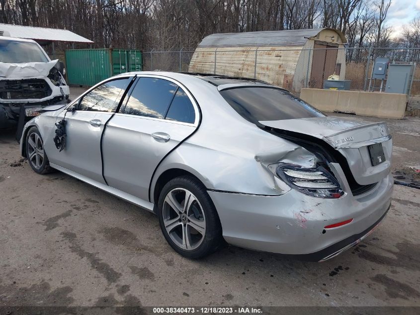 2018 Mercedes-Benz E 300 4Matic VIN: WDDZF4KB7JA371203 Lot: 38340473