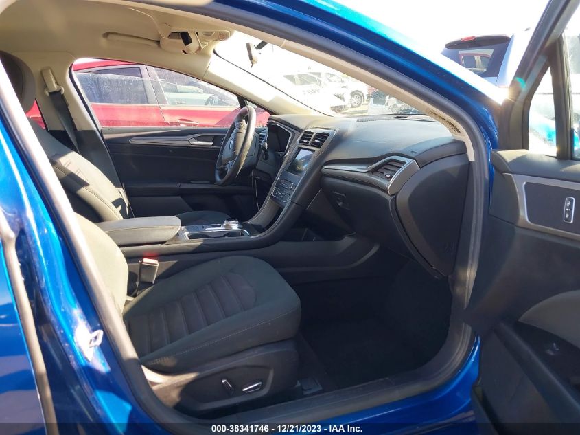 3FA6P0H75HR215205 2017 Ford Fusion Se