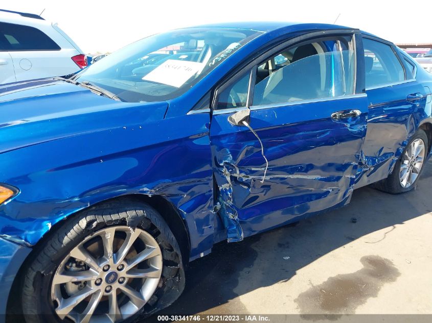 3FA6P0H75HR215205 2017 Ford Fusion Se