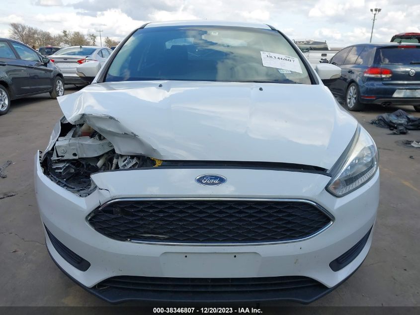 1FADP3F22HL216701 2017 Ford Focus Se