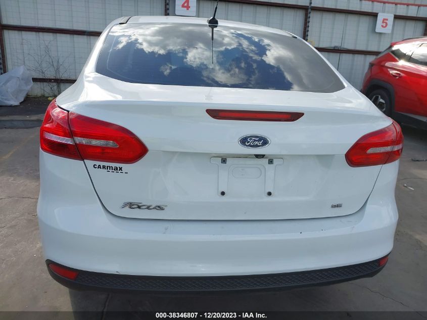 1FADP3F22HL216701 2017 Ford Focus Se