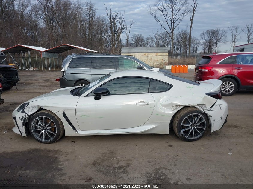 2022 TOYOTA GR86 - JF1ZNBC17N8758151