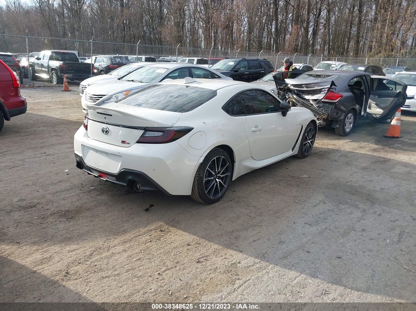 2022 TOYOTA GR86 - JF1ZNBC17N8758151