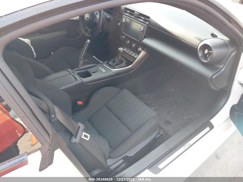 2022 TOYOTA GR86 - JF1ZNBC17N8758151