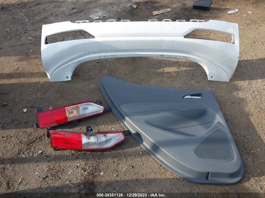 2019 CHEVROLET BOLT EV LT - 1G1FY6S06K4105438