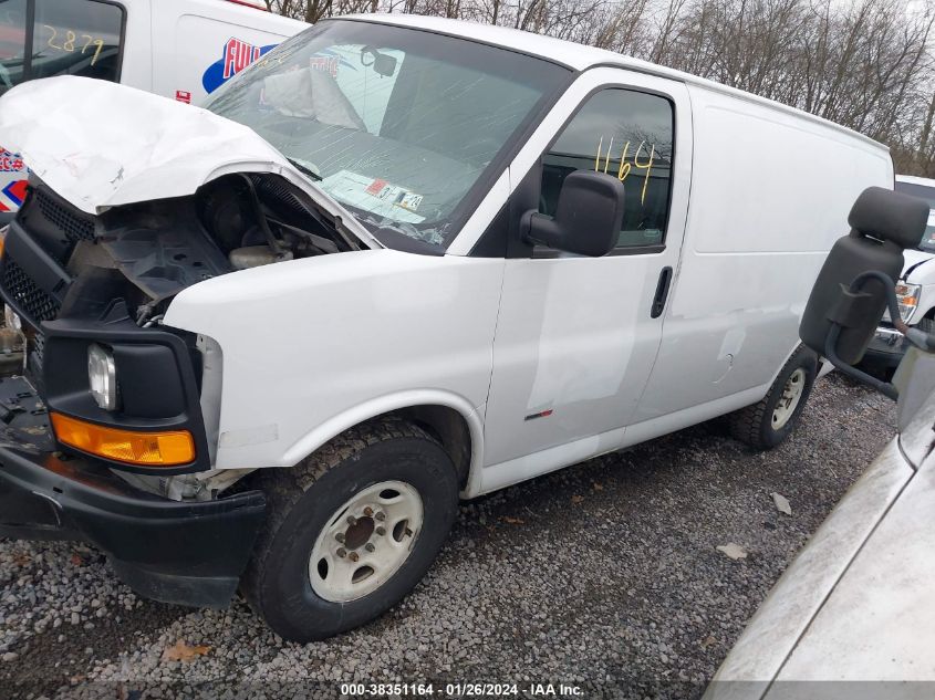 VIN 1GCWGAF17H1328002 2017 CHEVROLET EXPRESS 2500 no.2