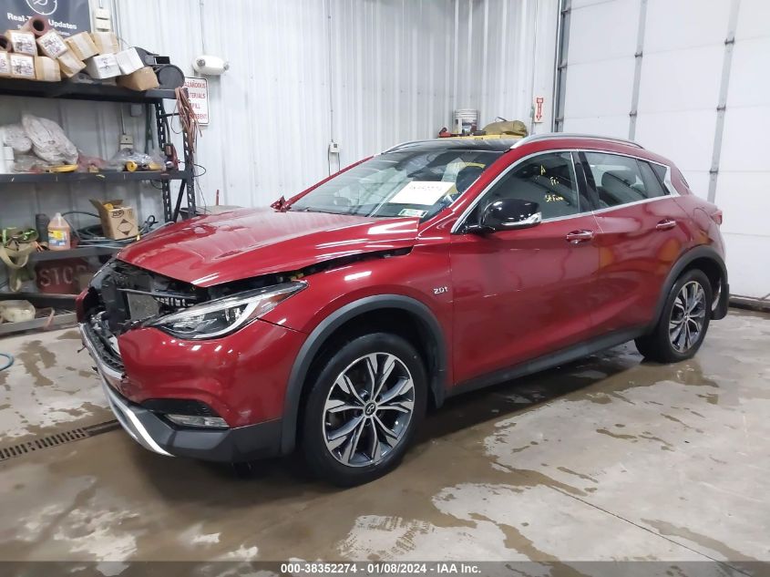 SJKCH5CR6JA046745 2018 Infiniti Qx30 Premium