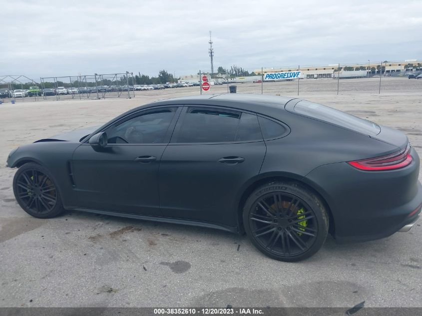 WP0AA2A79HL101749 2017 Porsche Panamera 4