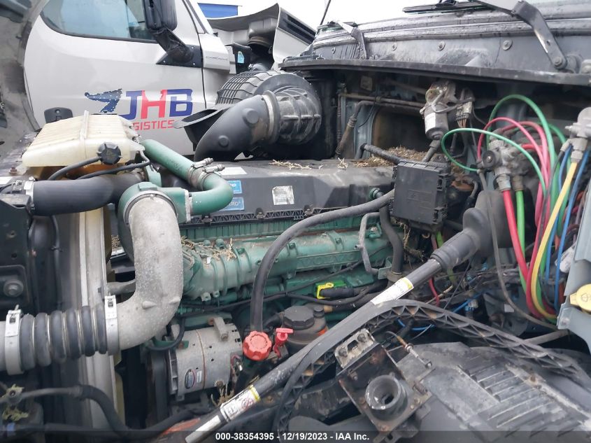 2016 Volvo Vn Vnl VIN: 4V4NC9EH0GN933382 Lot: 38354395