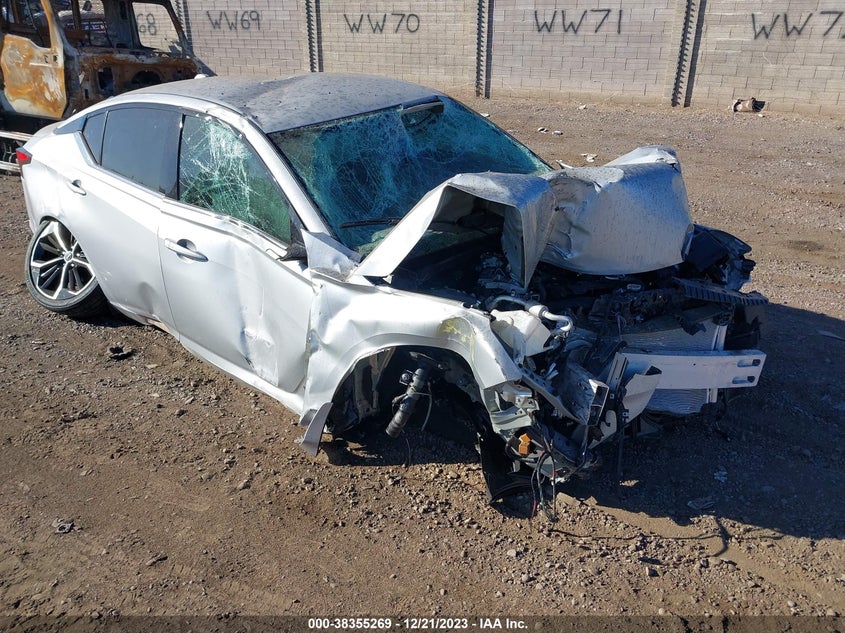 NISSAN ALTIMA SR INTELLIGENT AWD