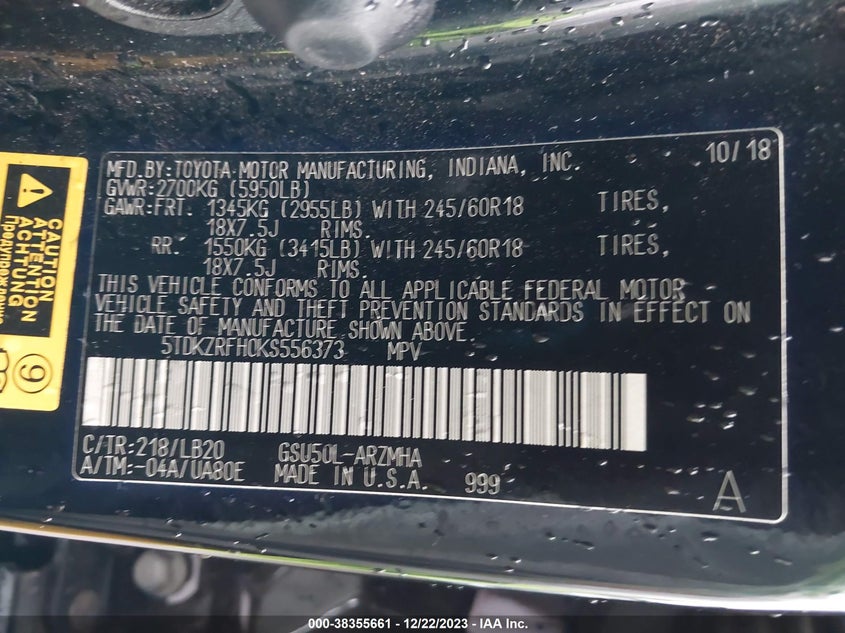 2019 TOYOTA HIGHLANDER XLE VIN: 5TDKZRFH0KS556373