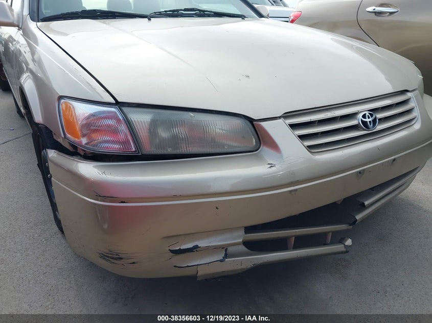 1998 TOYOTA CAMRY auction photo 6