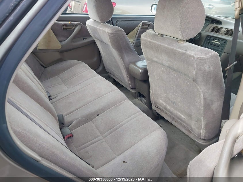 1998 TOYOTA CAMRY auction photo 8
