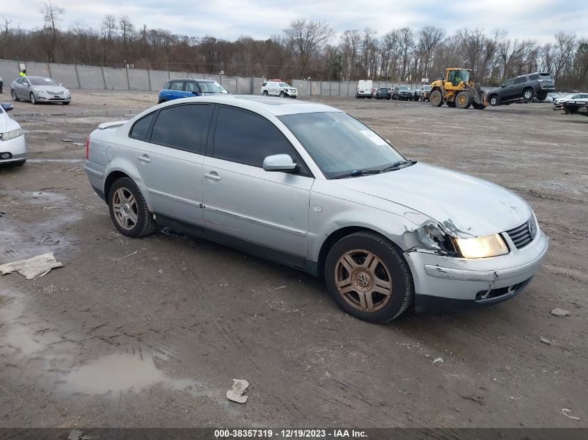 2001 Volkswagen New Passat Glx VIN: WVWBH63B01P045353 Lot: 38357319