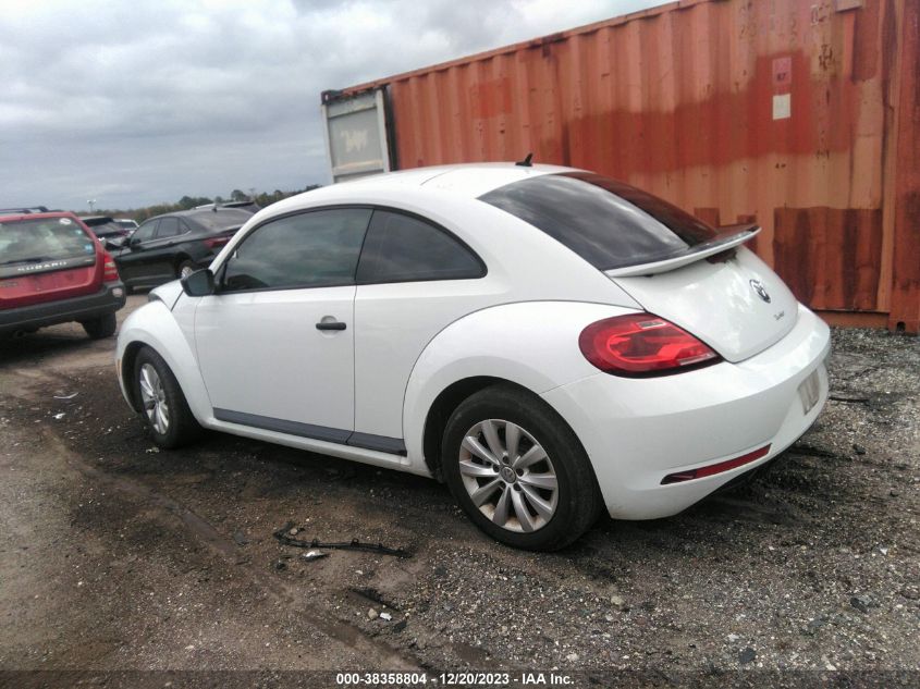 2018 Volkswagen Beetle 2.0T Coast/2.0T S VIN: 3VWFD7AT8JM710811 Lot: 38358804