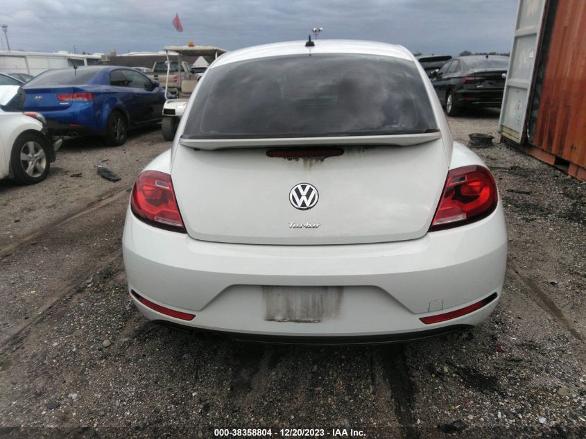 2018 Volkswagen Beetle 2.0T Coast/2.0T S VIN: 3VWFD7AT8JM710811 Lot: 38358804