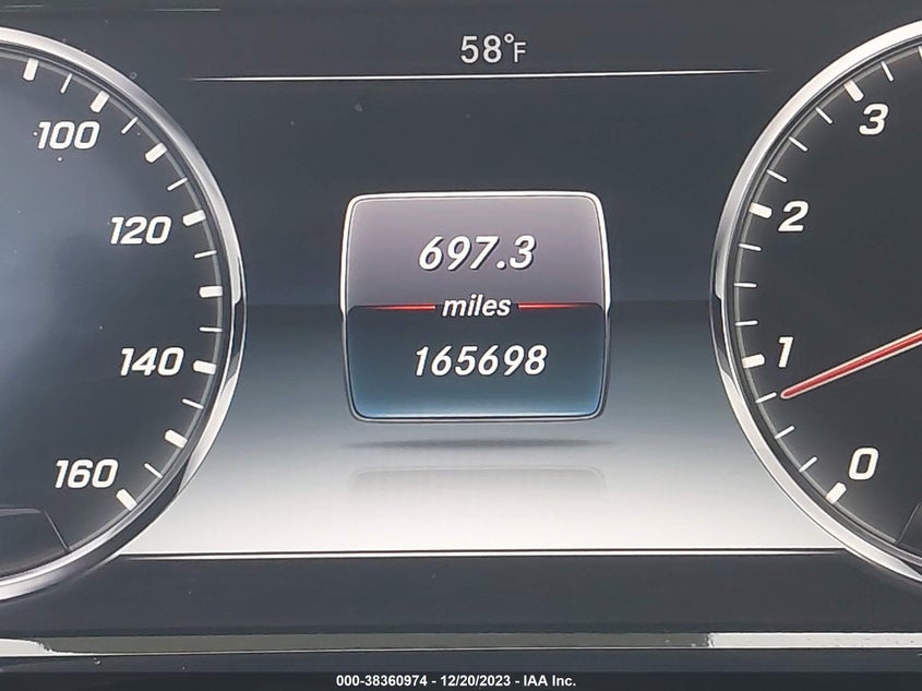 2015 MERCEDES-BENZ S 550 WDDUG8CB6FA113646