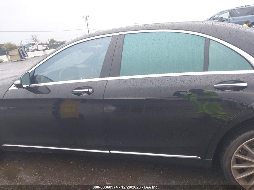 2015 MERCEDES-BENZ S 550 WDDUG8CB6FA113646