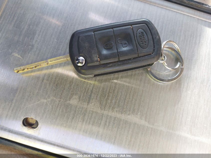 2006 Land Rover Lr3 V8 Se VIN: SALAD25496A400599 Lot: 38361674