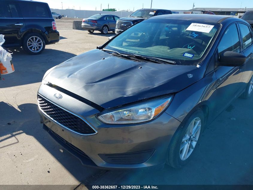 2015 Ford Focus S VIN: 1FADP3E29FL240492 Lot: 38362657