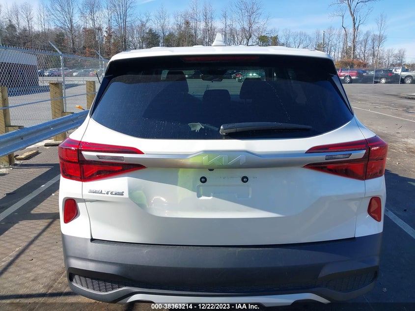 2023 Kia Seltos Lx VIN: KNDEPCAA3P7385274 Lot: 38363214