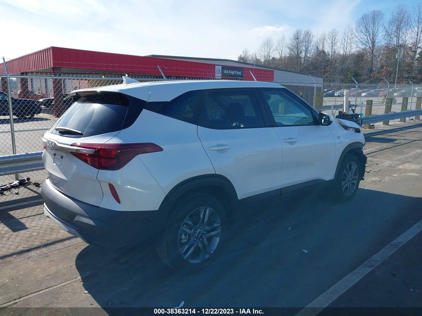 2023 Kia Seltos Lx VIN: KNDEPCAA3P7385274 Lot: 38363214