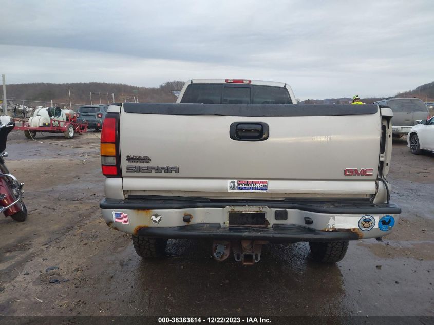 2005 GMC Sierra 2500Hd Work Truck VIN: 1GTHK24U55E137435 Lot: 38363614