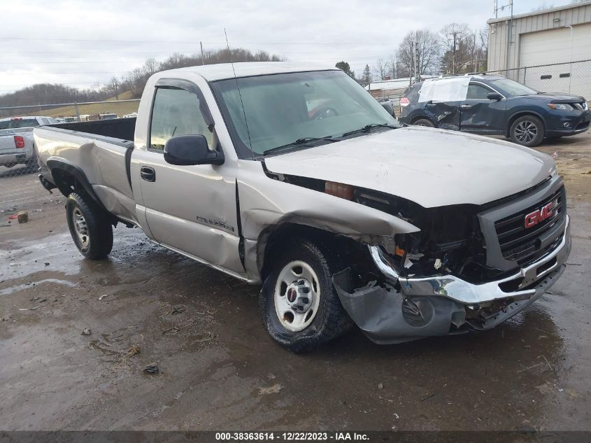 2005 GMC Sierra 2500Hd Work Truck VIN: 1GTHK24U55E137435 Lot: 38363614