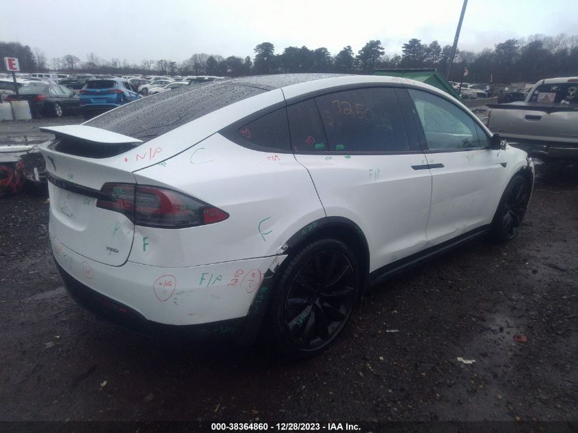 2018 Tesla Model X 100D/75D/P100D VIN: 5YJXCBE26JF102286 Lot: 38364860